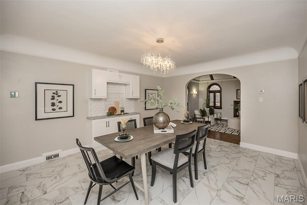 7280 South Roland Boulevard Pasadena Hills, MO 63121 - Photo 15 of 61