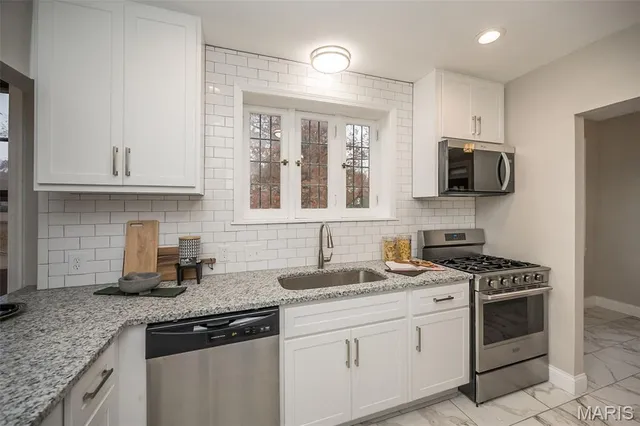 $400,000 | 7280 South Roland Boulevard, Pasadena Hills, MO 63121