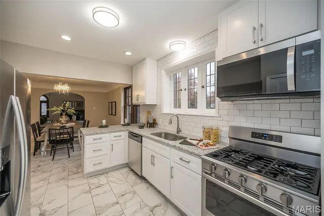 $400,000 | 7280 South Roland Boulevard, Pasadena Hills, MO 63121