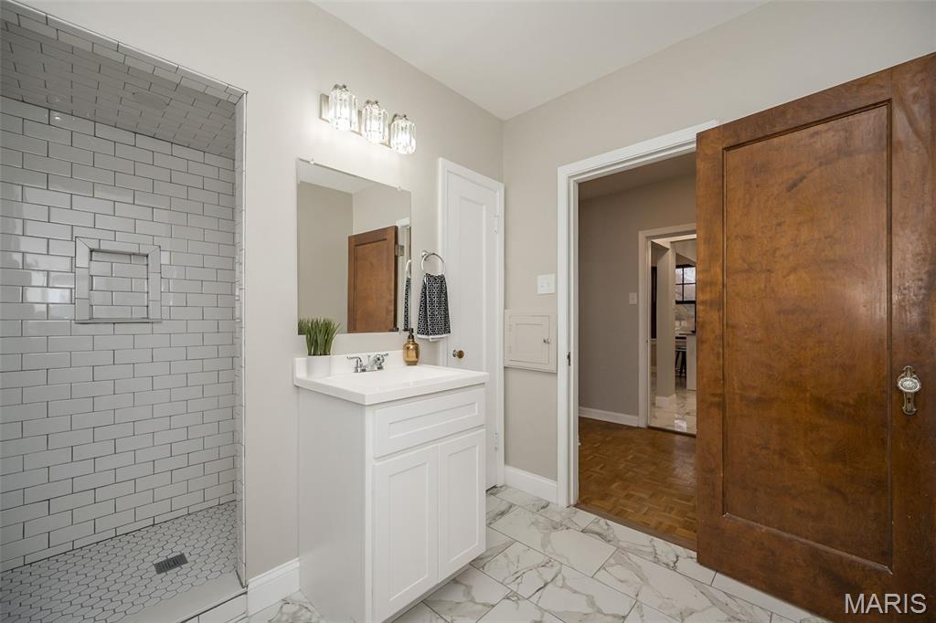 7280 South Roland Boulevard Pasadena Hills, MO 63121 - Photo 27 of 61