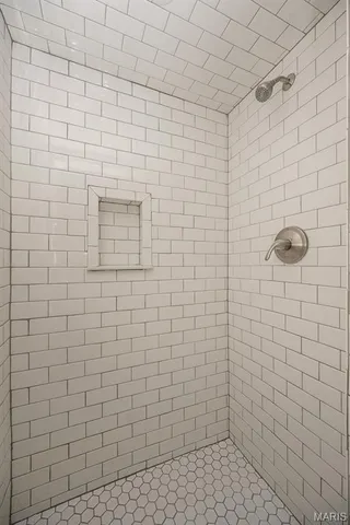 $400,000 | 7280 South Roland Boulevard, Pasadena Hills, MO 63121