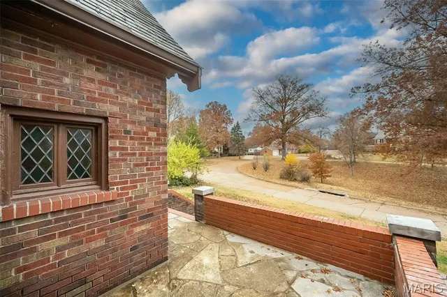 $400,000 | 7280 South Roland Boulevard, Pasadena Hills, MO 63121