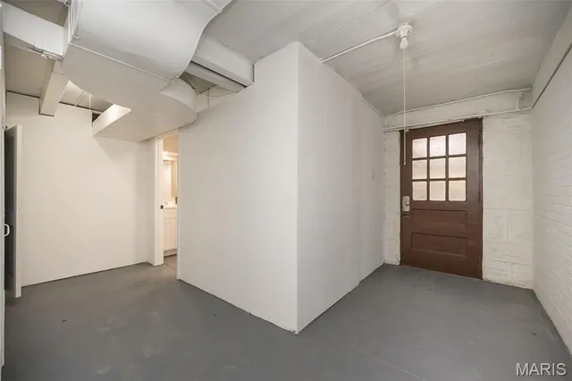 $400,000 | 7280 South Roland Boulevard, Pasadena Hills, MO 63121