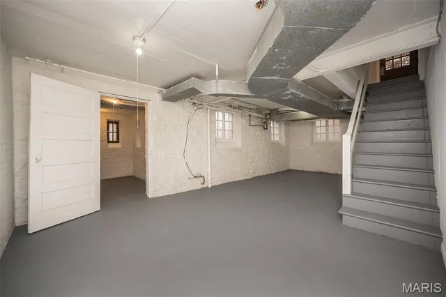 $400,000 | 7280 South Roland Boulevard, Pasadena Hills, MO 63121