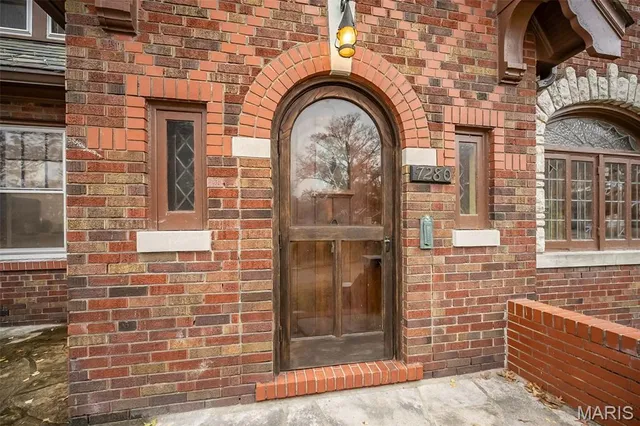 $400,000 | 7280 South Roland Boulevard, Pasadena Hills, MO 63121