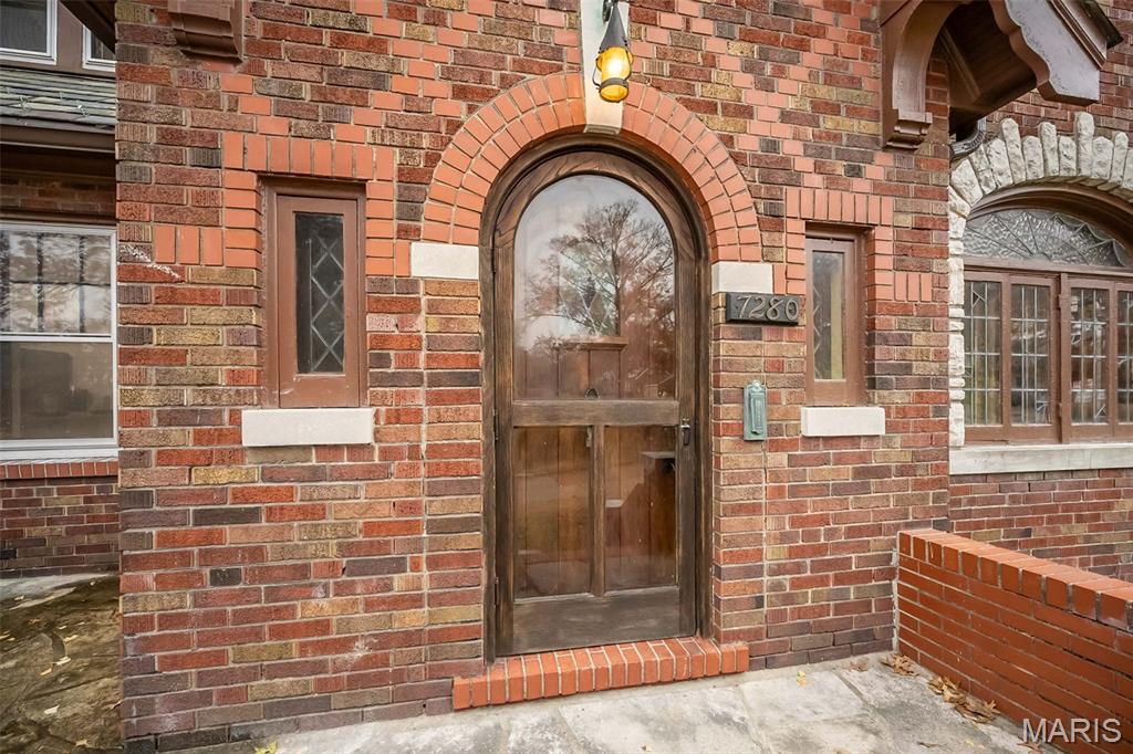 7280 South Roland Boulevard Pasadena Hills, MO 63121 - Photo 5 of 61