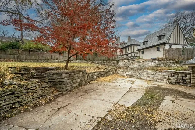 $400,000 | 7280 South Roland Boulevard, Pasadena Hills, MO 63121