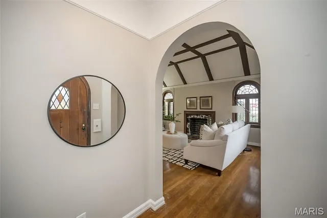 $400,000 | 7280 South Roland Boulevard, Pasadena Hills, MO 63121