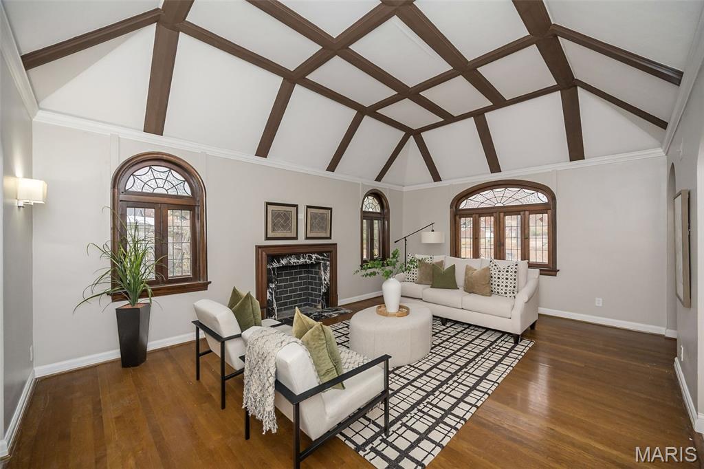 7280 South Roland Boulevard Pasadena Hills, MO 63121 - Photo 10 of 61