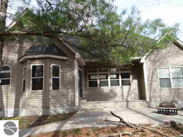 1701 Ruffed Grouse Trail Alger, MI 48610 - Photo 2 of 23