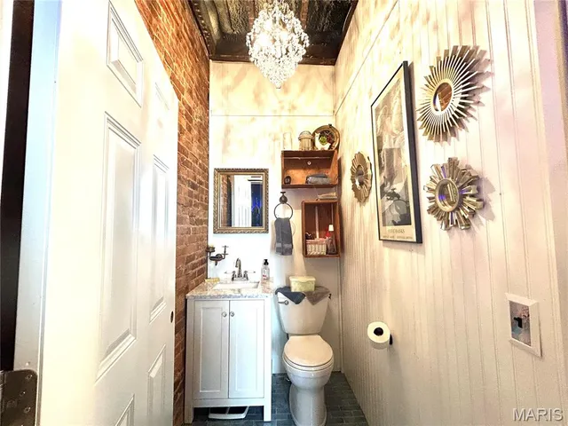 $398,000 | 102 North 2nd Street, Greenville, IL 62246