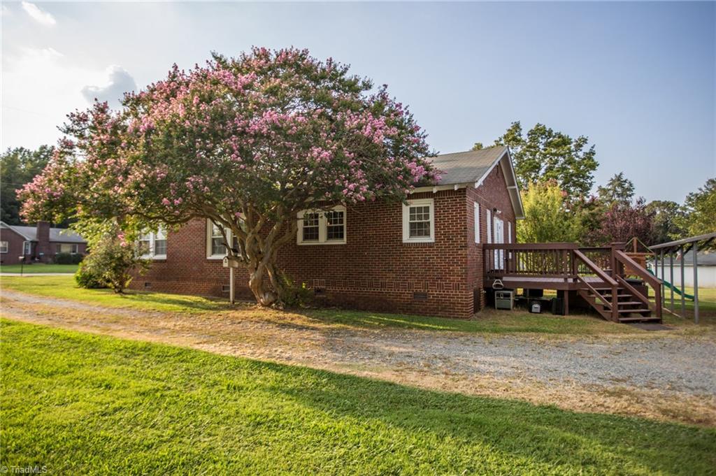 145 Bowers Road Lexington, NC 27292 - Photo 3 of 25 Gallery Image 3
