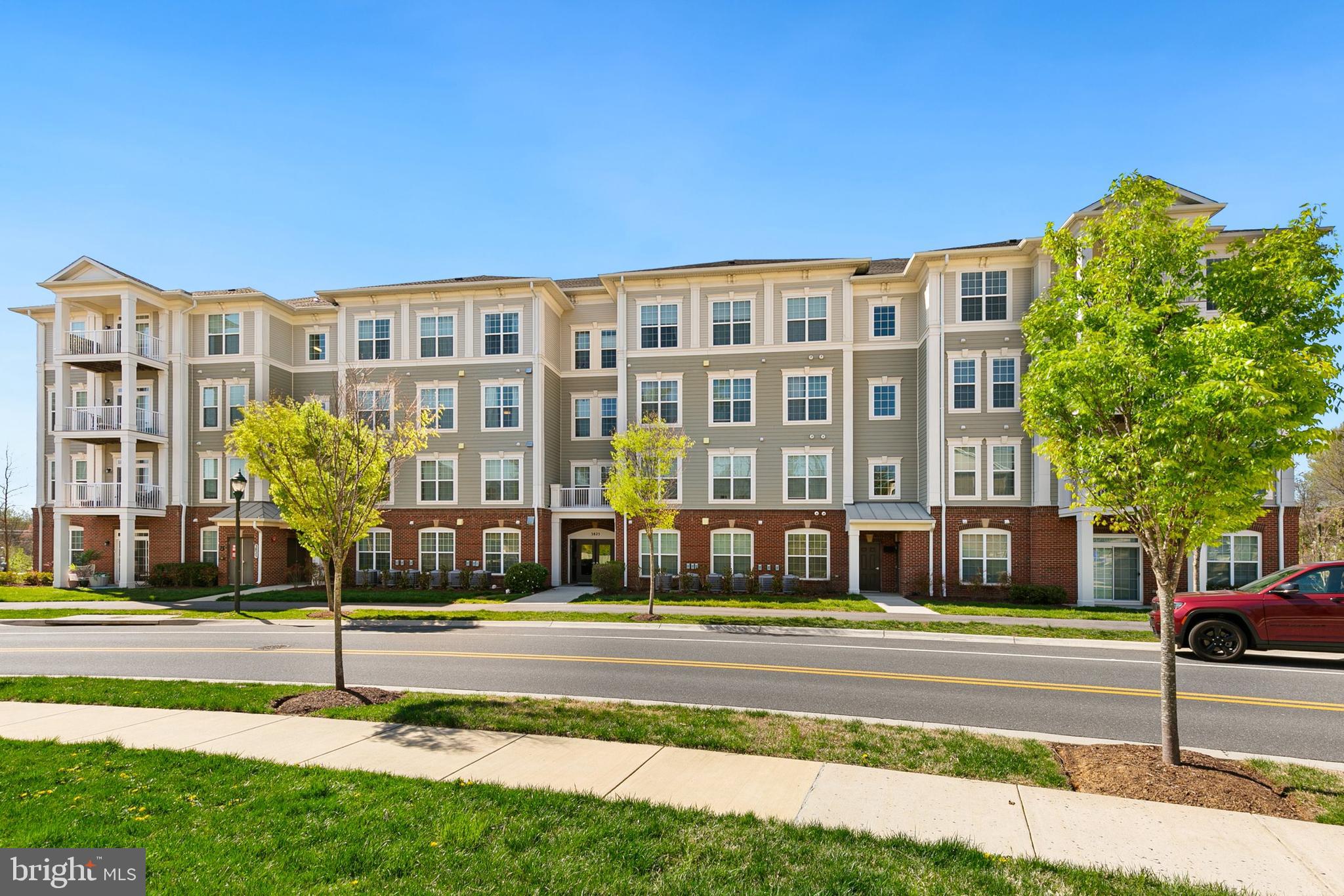 3825 Doc Berlin Drive, Unit 25 Silver Spring, MD 20906 - Photo 38 of 41 a front view of a building with street view