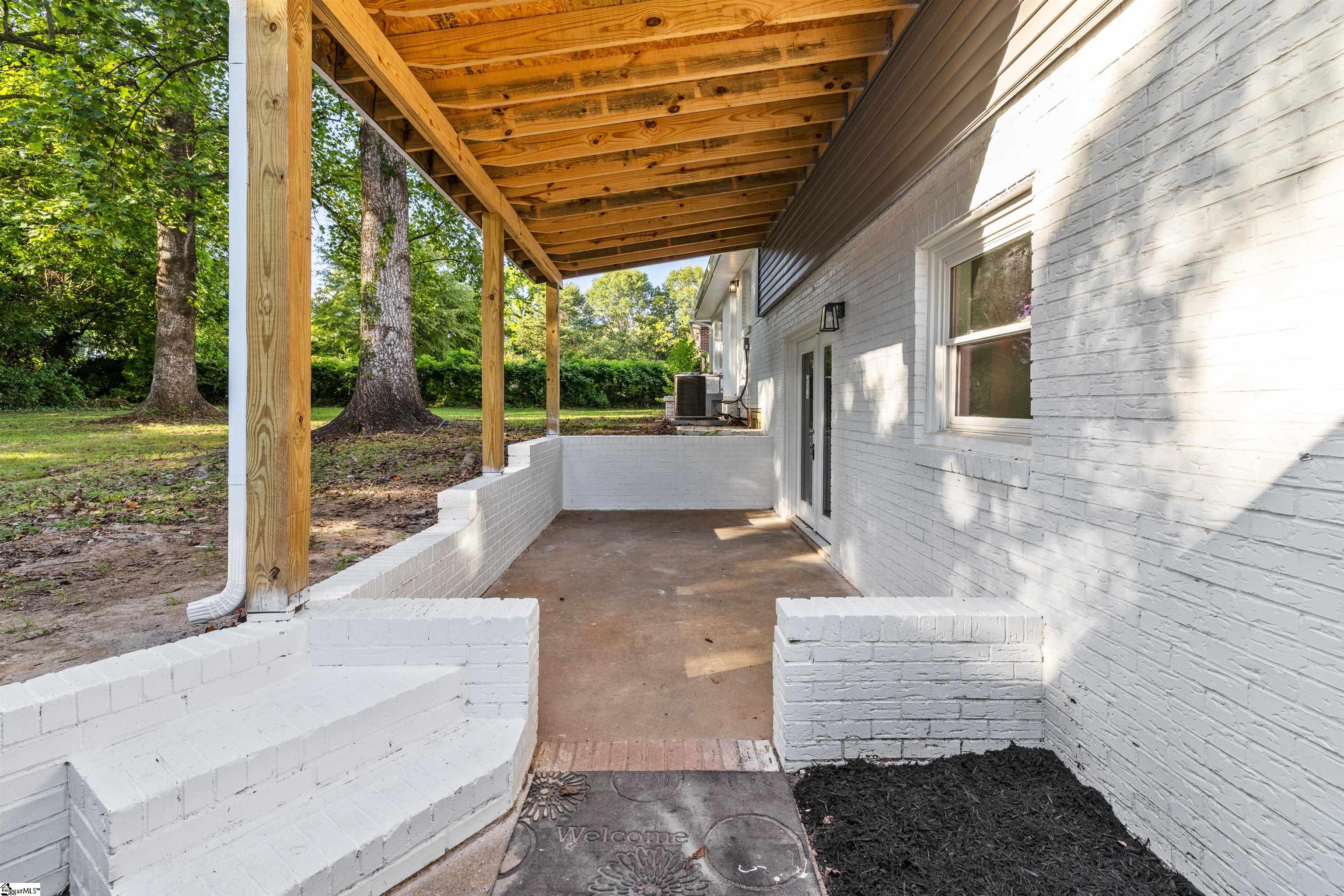 127 Waddell Road Greenville, SC 29609 - Photo 38 of 46 Gallery Image 38