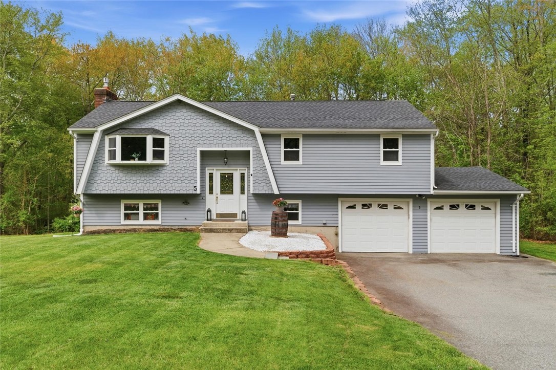 5 Dongay Road Smithfield, RI 02917 - Photo 1 of 48