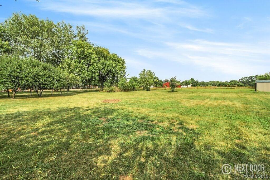 4175 Pleasant Valley Road Brighton, MI 48114 - Photo 22 of 34 k prop 2.jpg