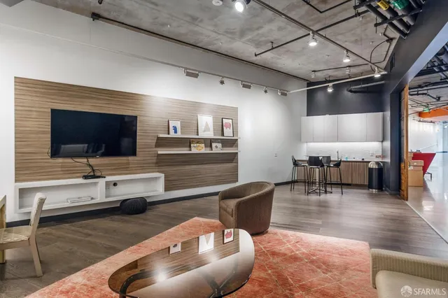 $1,349,000 | 45 Bartlett Street, Unit 617, San Francisco, CA 94110