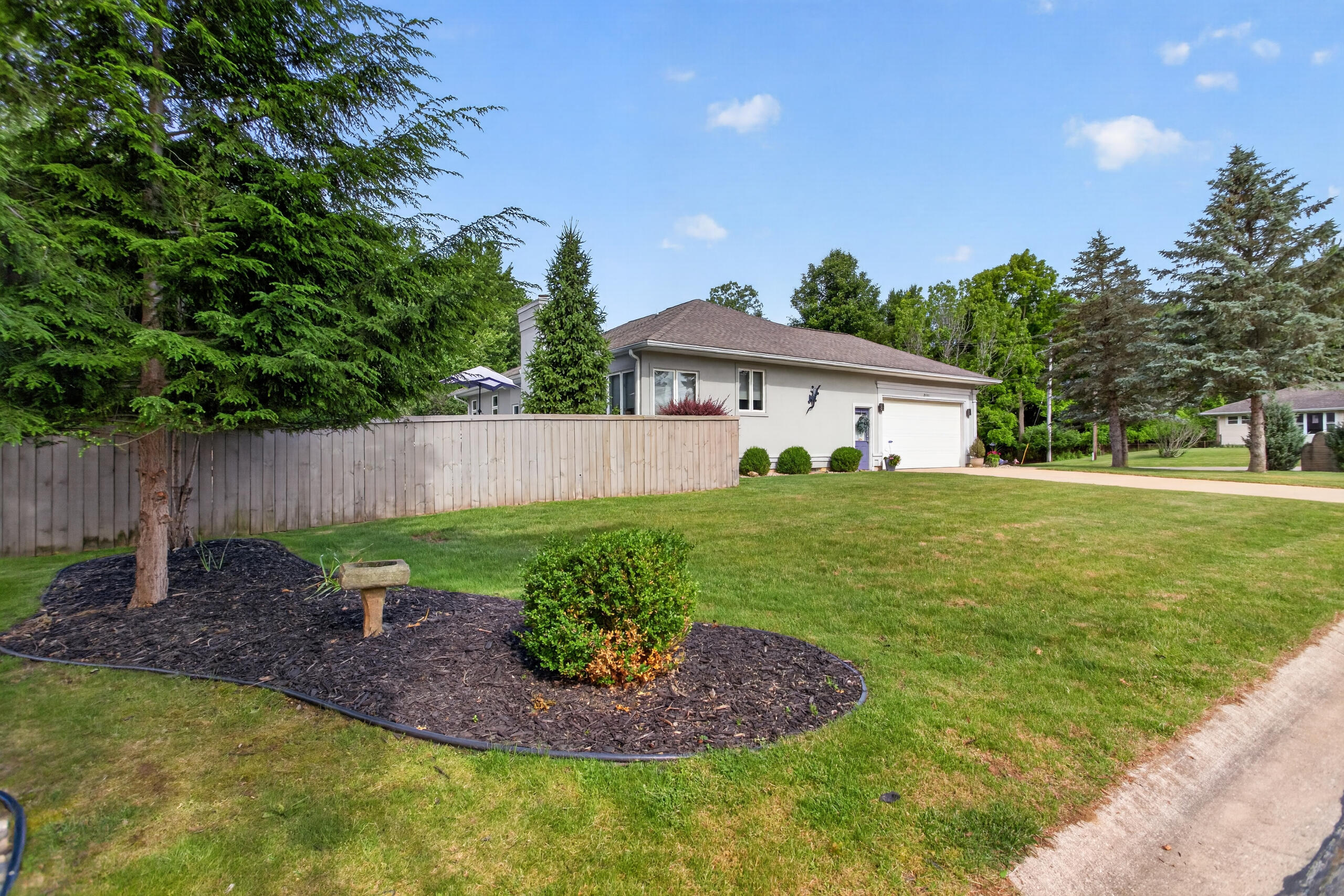 2401 Ridgeway Road Jackson, MI 49203 - Photo 52 of 58 IMG_8795