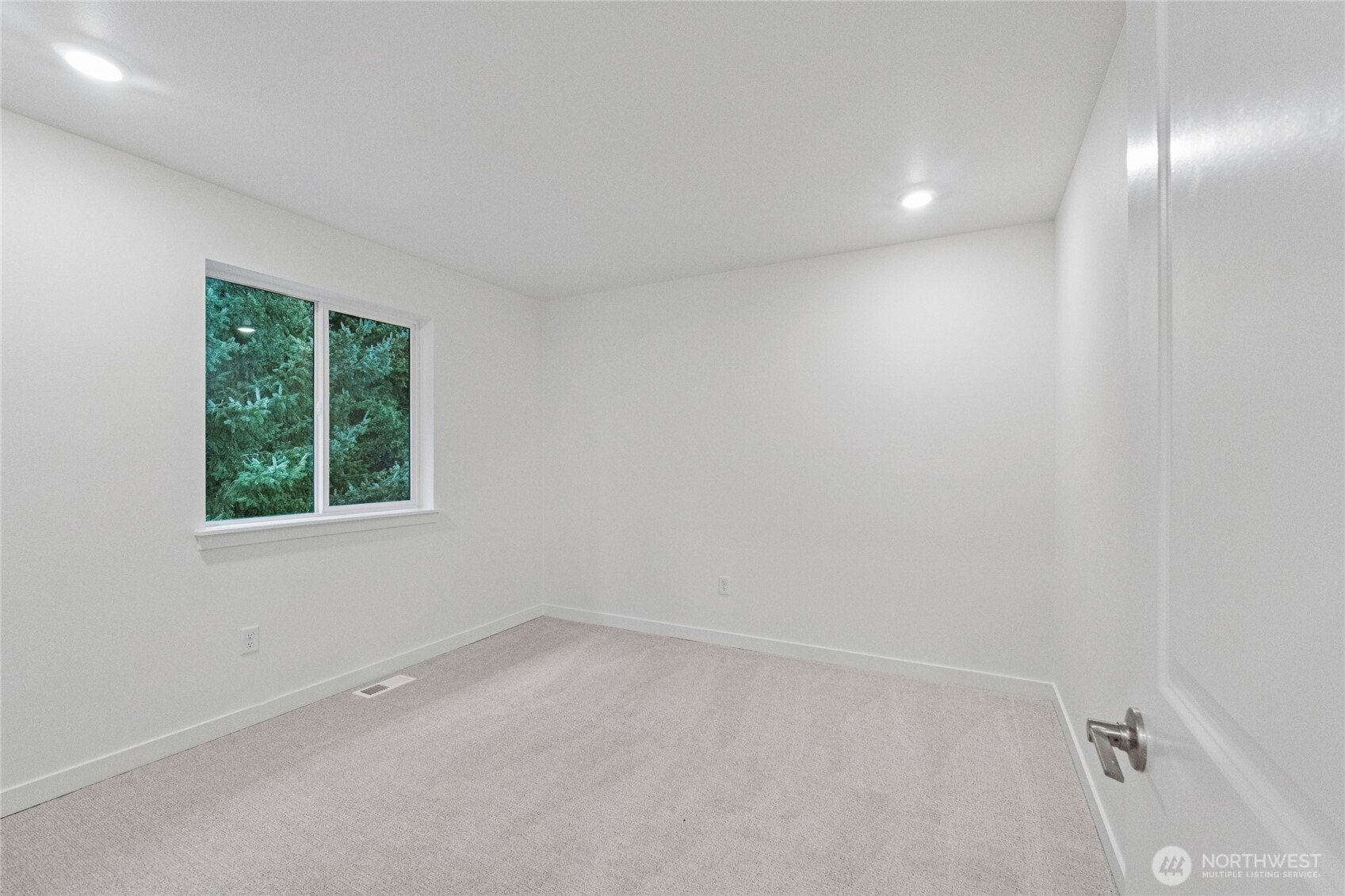 24237 13 Avenue Southeast, Unit CR25 Bothell, WA 98021 - Photo 16 of 21