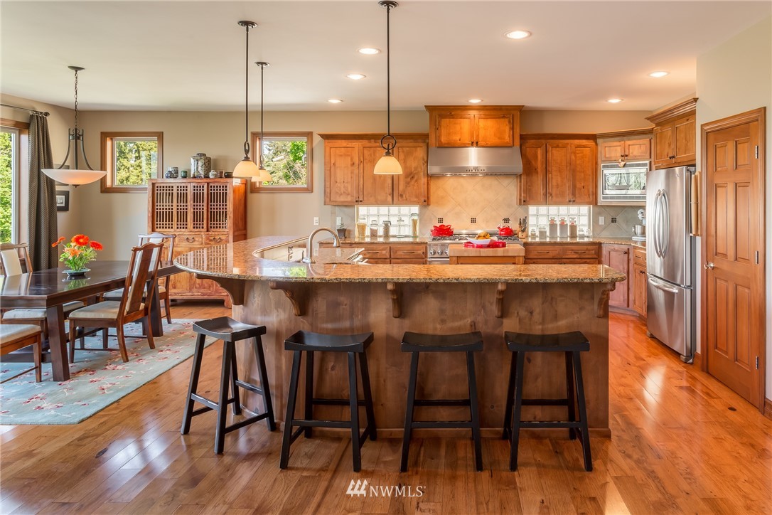 18967 84th Place Northeast Bothell, WA 98011 - Photo 5 of 25