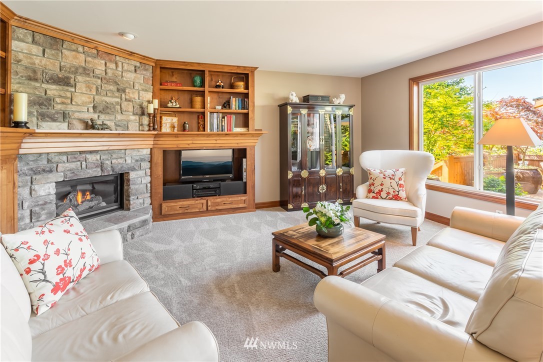 18967 84th Place Northeast Bothell, WA 98011 - Photo 10 of 25