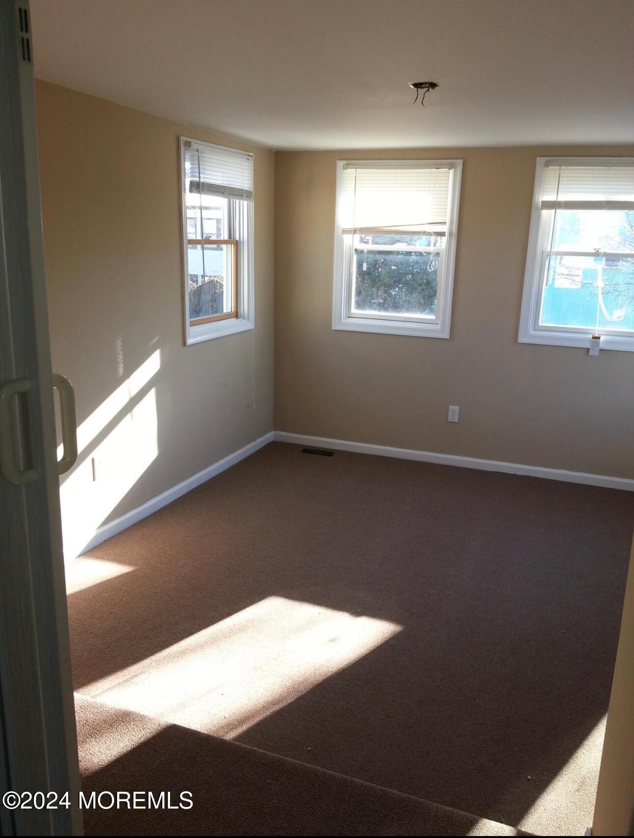 7 Point Road Toms River, NJ 08753 - Photo 14 of 16 Upstairs living/bed