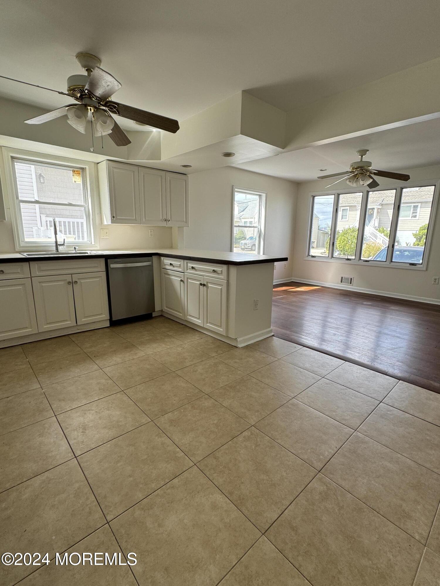 7 Point Road Toms River, NJ 08753 - Photo 6 of 16 Kitchen