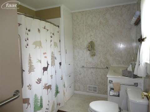 1223 South Oak Road Davison, MI 48423 - Photo 4 of 16 20416729-3.JPG