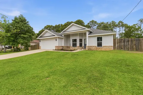 $348,900 | 5624 Charter Circle, Gulf Breeze, FL 32563