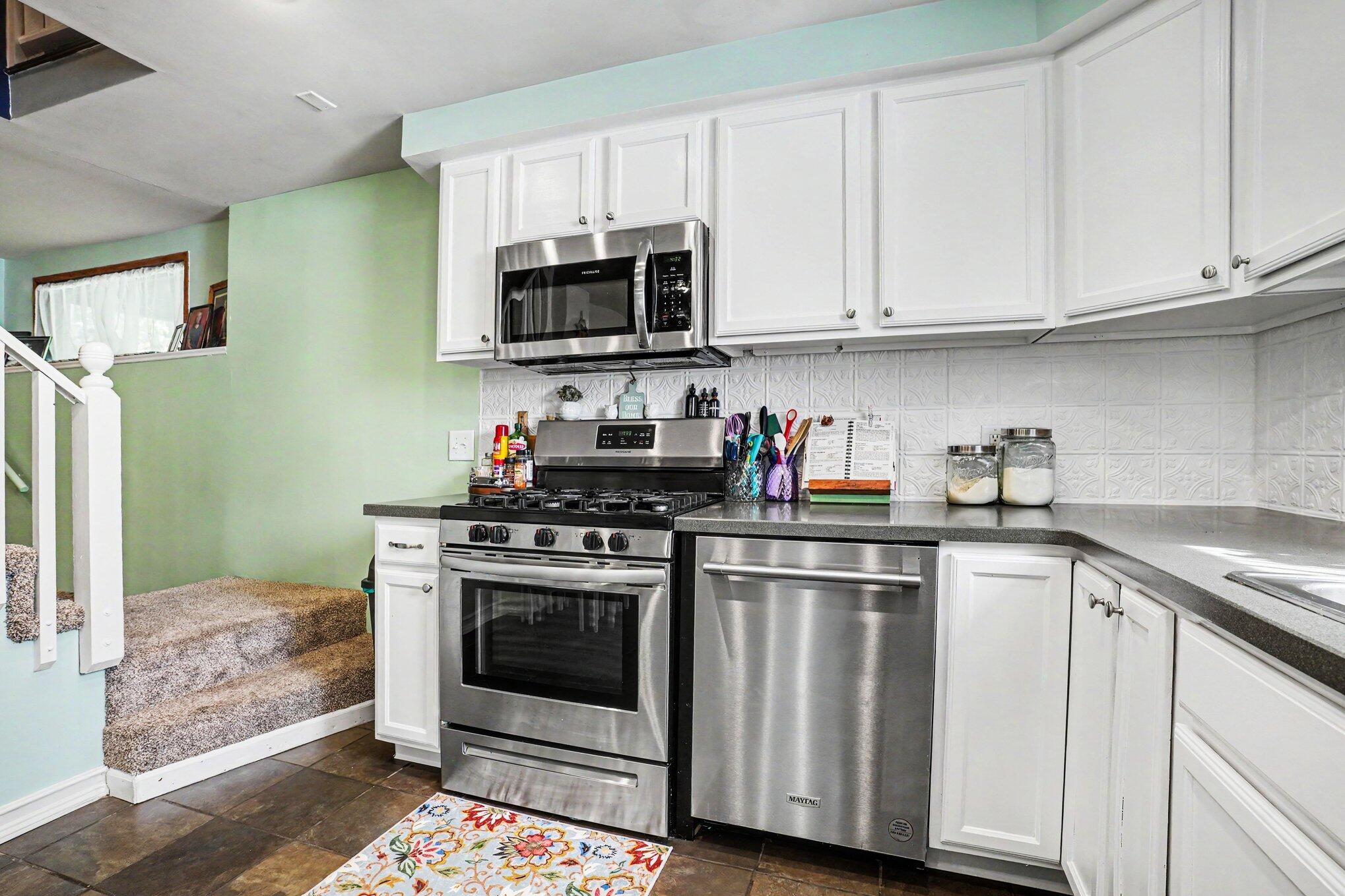 11230 Lakeshore Drive Three Rivers, MI 49093 - Photo 11 of 40 file_8282