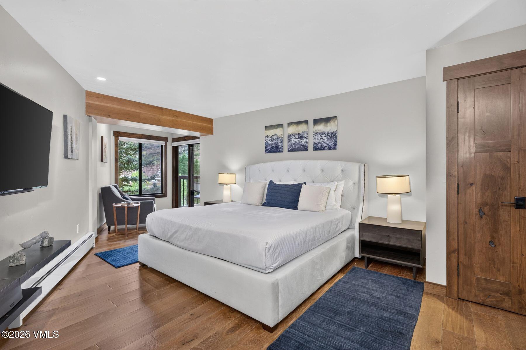 1650 Fall Ridge Road, Unit 312 Vail, CO 81657 - Photo 7 of 23 Primary Bedroom