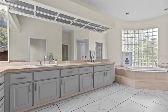 $960,000 | 1520 Jade Lane, Tarpon Springs, FL 34689