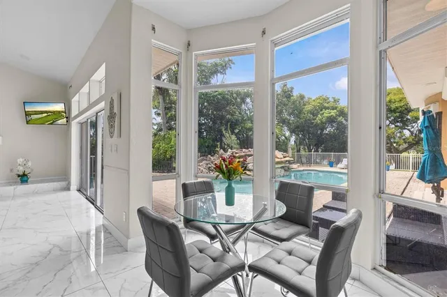 $960,000 | 1520 Jade Lane, Tarpon Springs, FL 34689