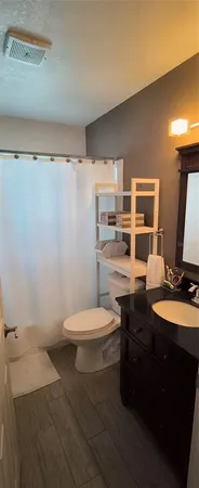 $2,650 | 824 Devon Road, Venice, FL 34293