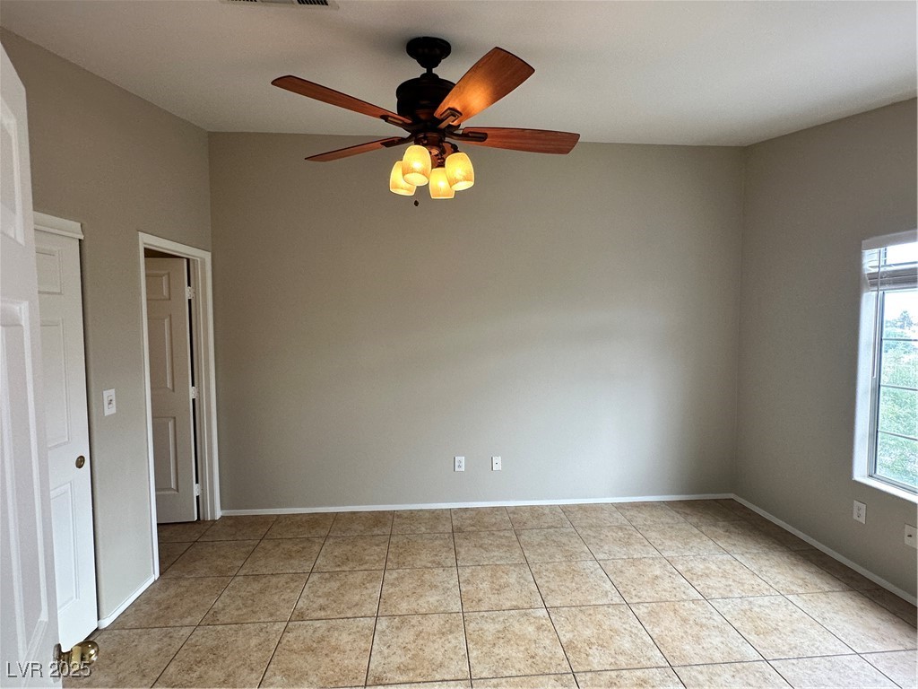 9264 Apache Springs Drive Las Vegas, NV 89117 - Photo 16 of 53