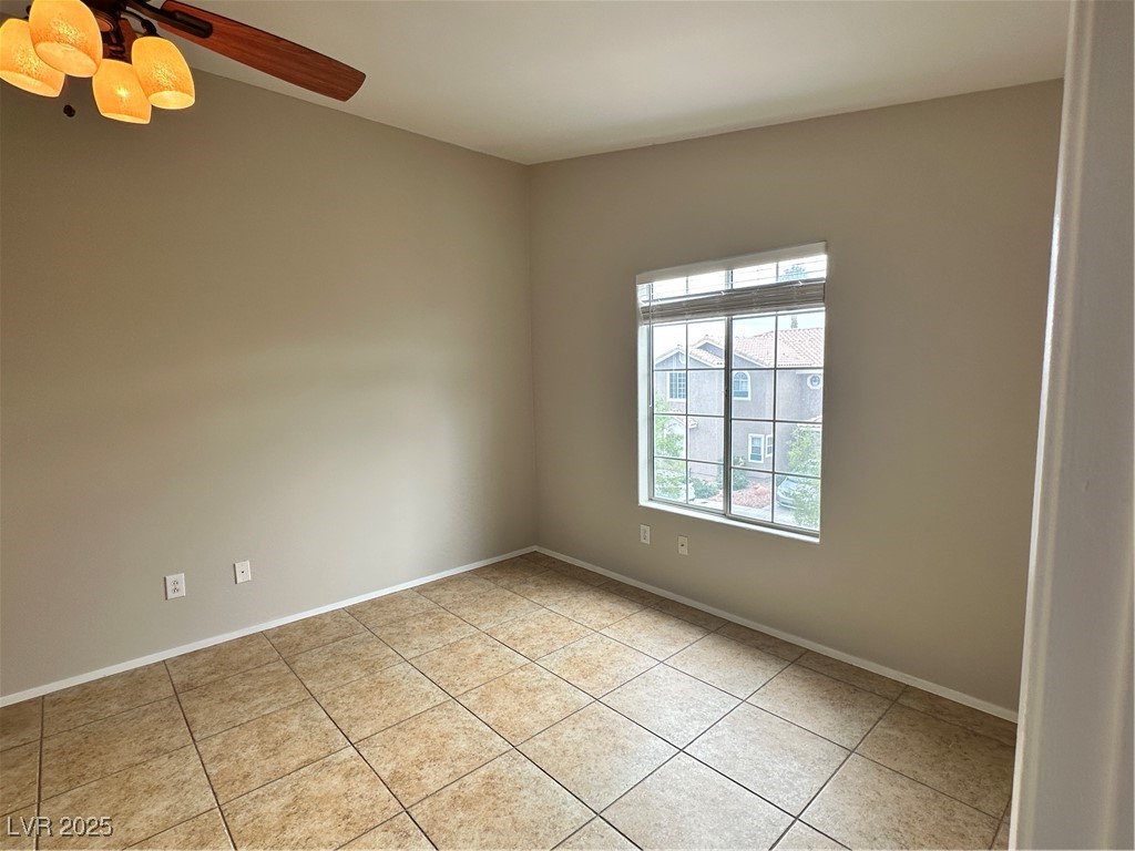 9264 Apache Springs Drive Las Vegas, NV 89117 - Photo 17 of 53