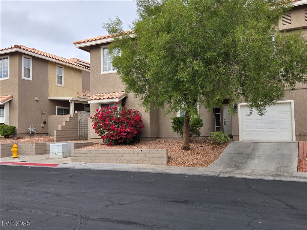 9264 Apache Springs Drive Las Vegas, NV 89117 - Photo 3 of 53