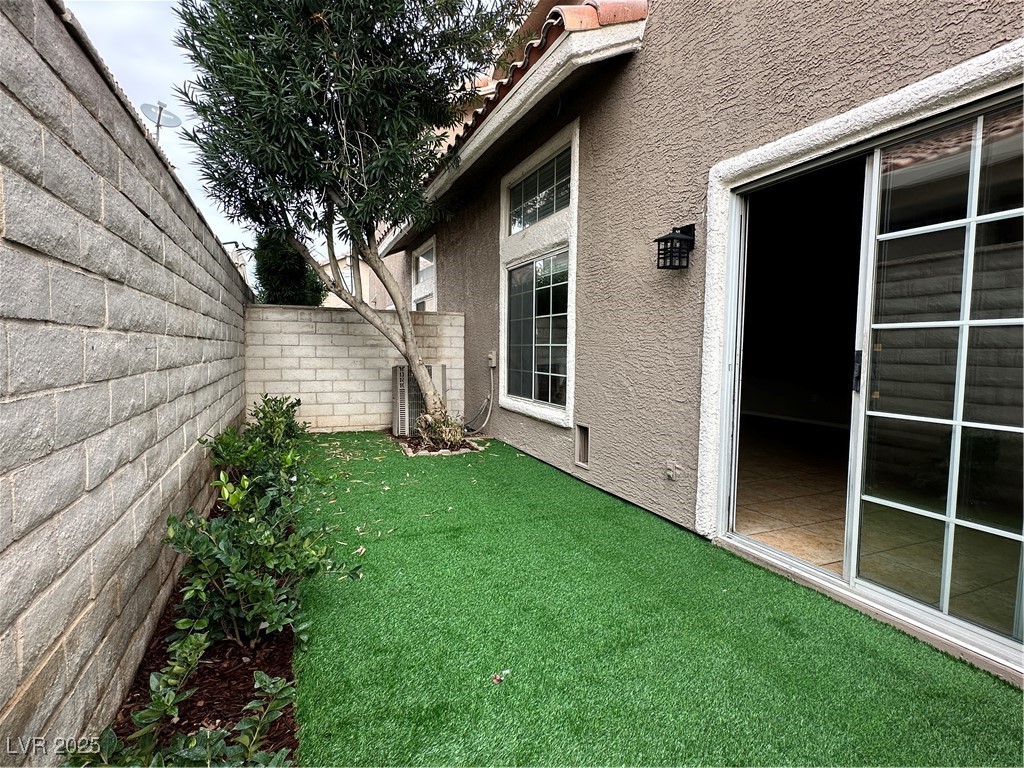 9264 Apache Springs Drive Las Vegas, NV 89117 - Photo 35 of 53