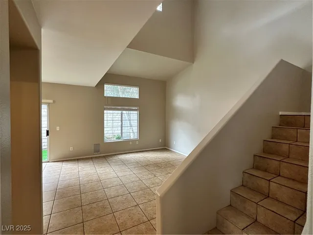 $1,995 | 9264 Apache Springs Drive, Las Vegas, NV 89117