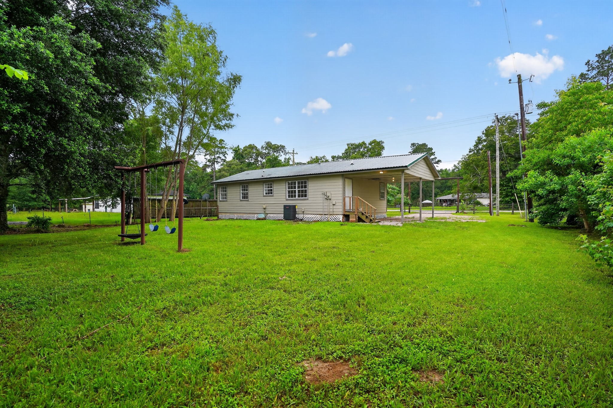 15197 Willis Waukegan Road Conroe, TX 77303 - Photo 4 of 22