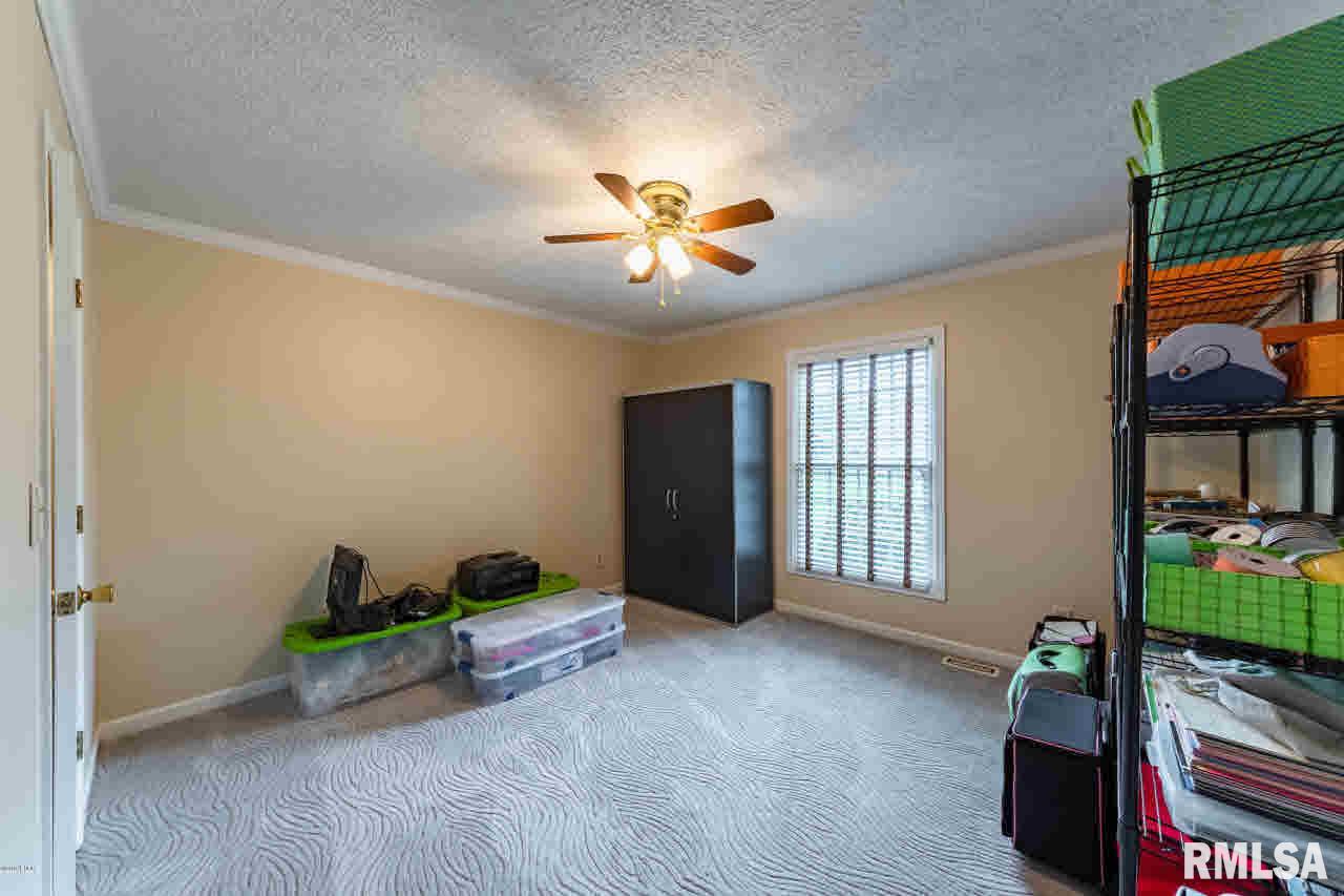 1803 Reveille Road Marion, IL 62959 - Photo 21 of 37 Gallery Image 21