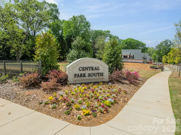 $1,625,000 | 519 Winding Way, Unit 5, Belmont, NC 28012