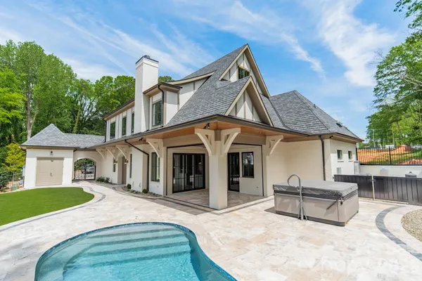 $1,625,000 | 519 Winding Way, Unit 5, Belmont, NC 28012