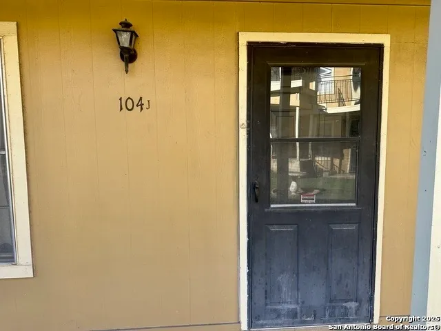 $675 | 911 Vance Jackson Road, Unit 104J, San Antonio, TX 78201