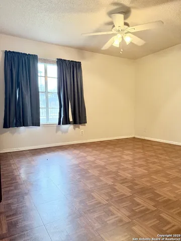 $675 | 911 Vance Jackson Road, Unit 104J, San Antonio, TX 78201