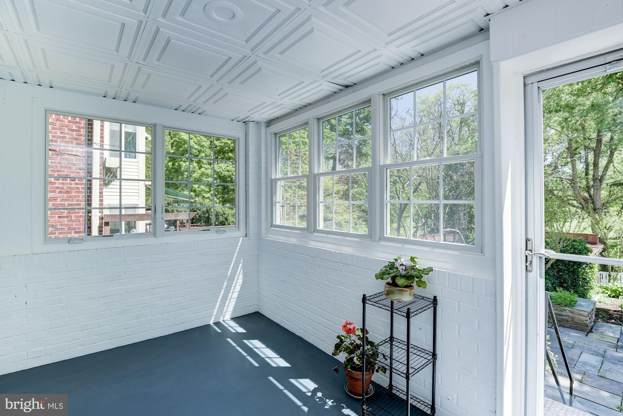 2836 Rittenhouse Street Northwest Washington, DC 20015 - Photo 18 of 33