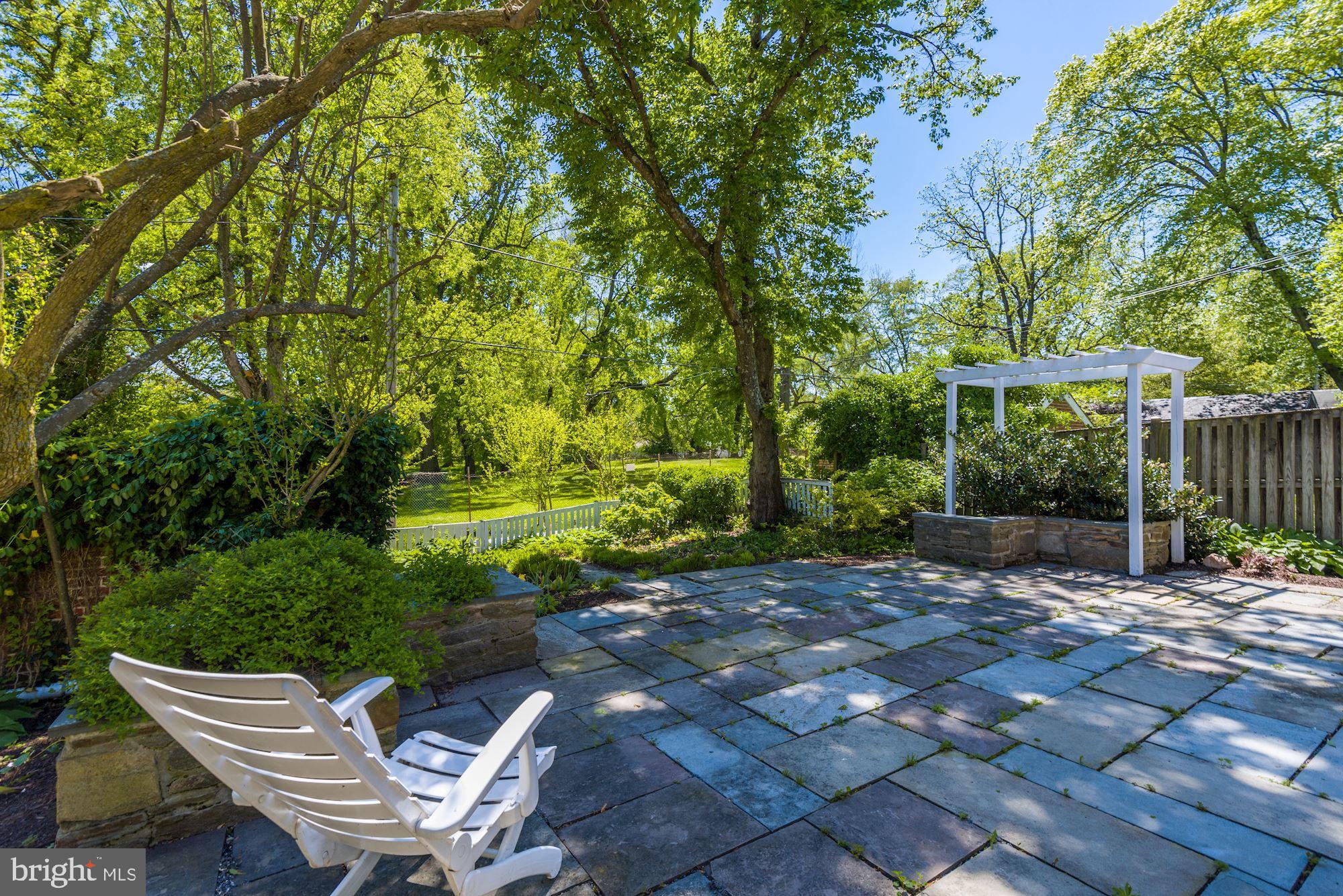 2836 Rittenhouse Street Northwest Washington, DC 20015 - Photo 31 of 33