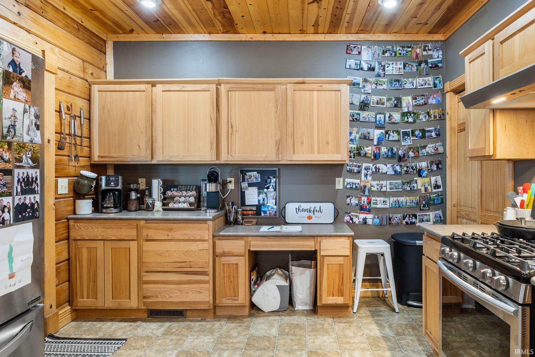 2033 Highway 421 Delphi, IN 46923 - Photo 11 of 35