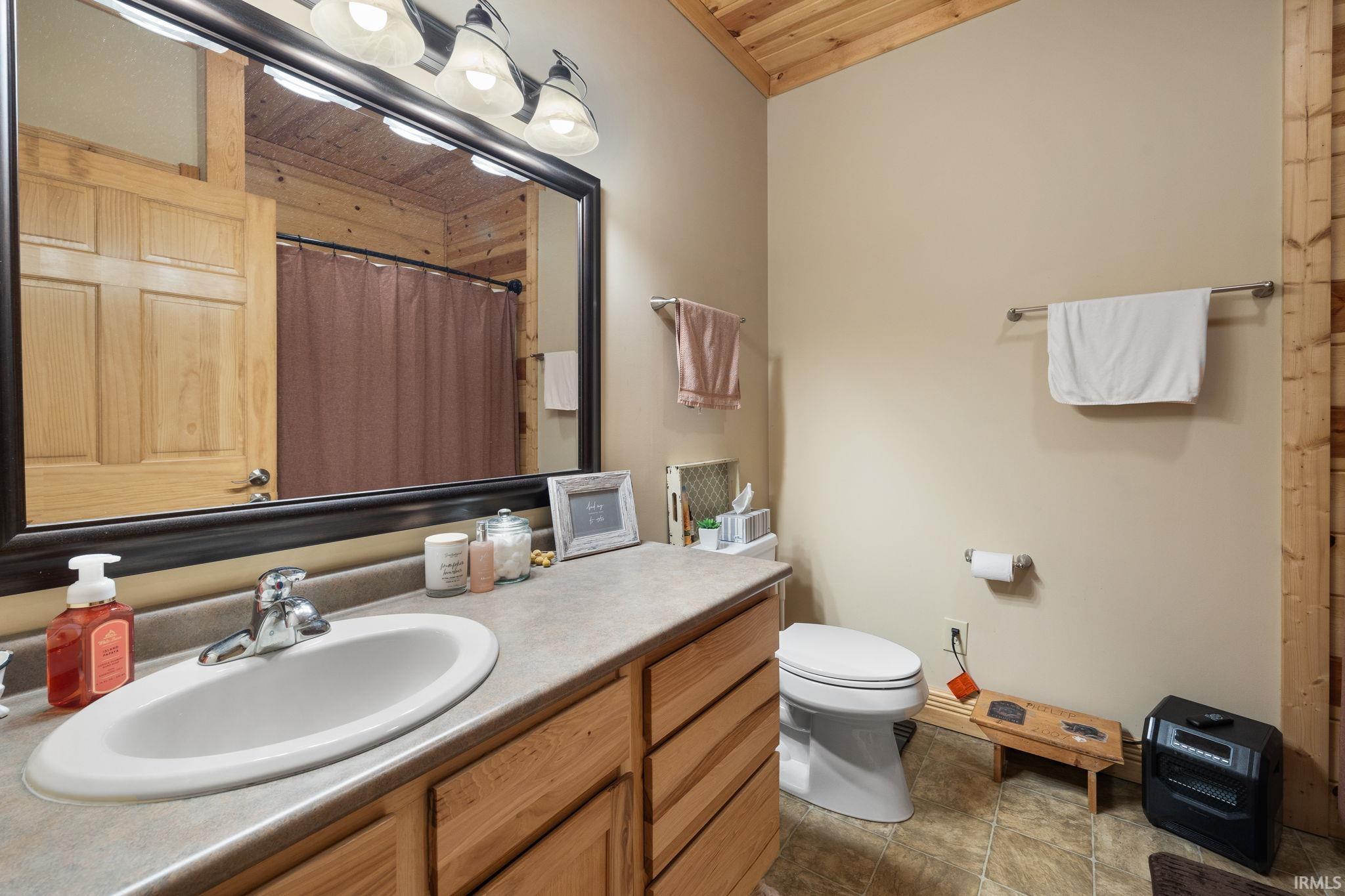 2033 Highway 421 Delphi, IN 46923 - Photo 22 of 35