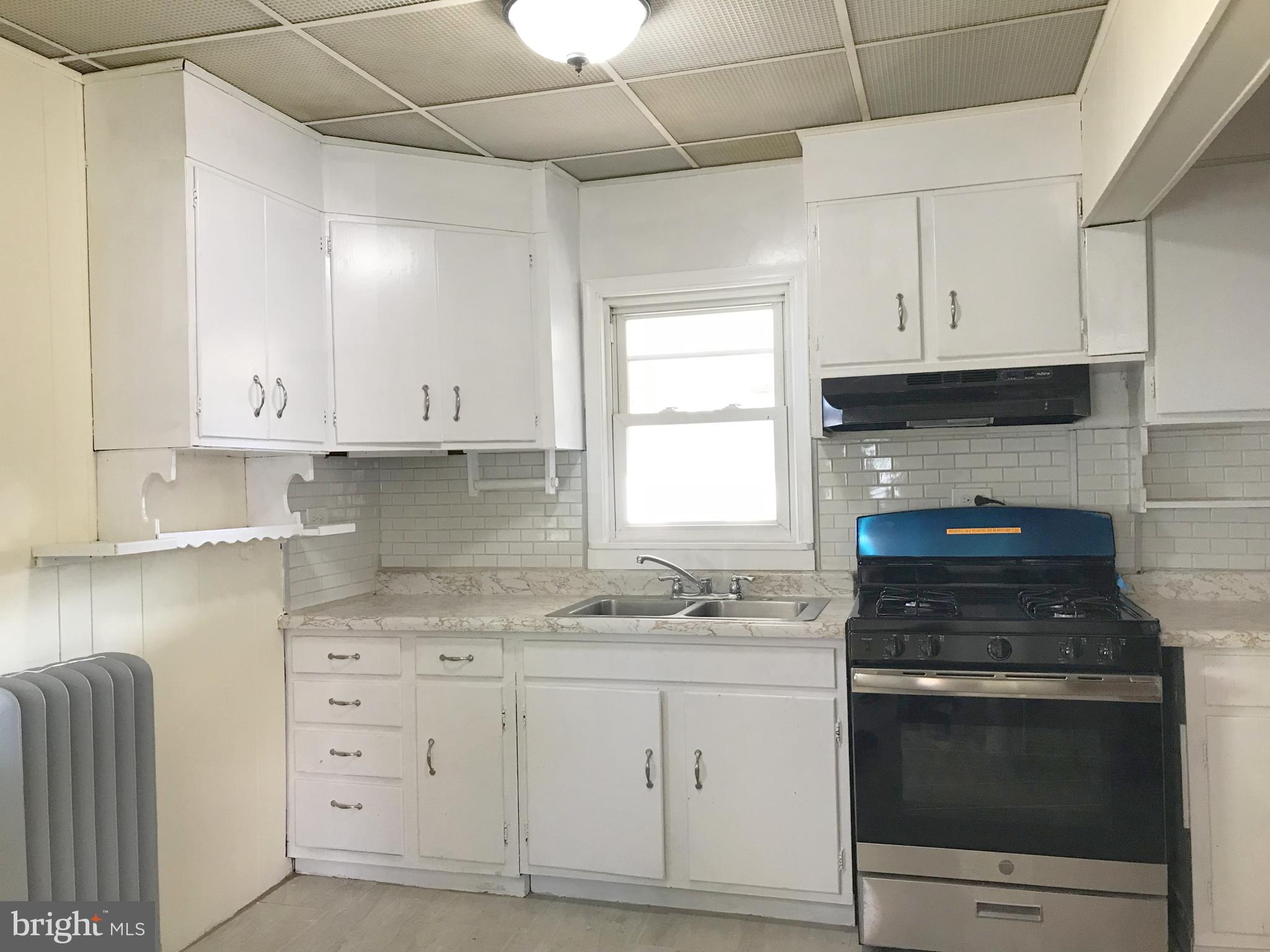 257 Colgate Avenue Baltimore, MD 21222 - Photo 4 of 15 Gallery Image 4
